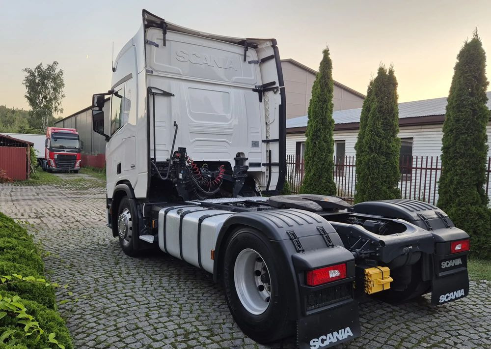 Scania R410 - Tractor unit: picture 4 Scania R410 - Tractor unit: picture 4
