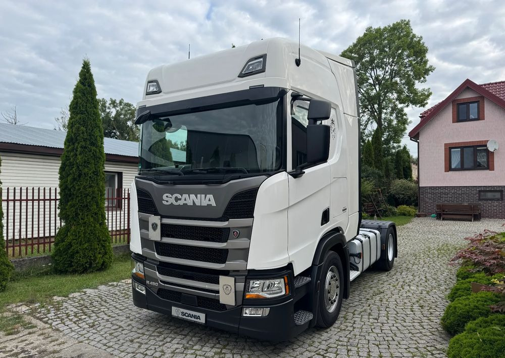 Scania R450 - Tractor unit: picture 1 Scania R450 - Tractor unit: picture 1