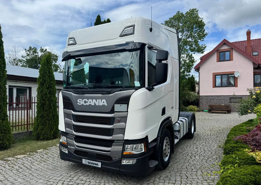 Scania R450 - Tractor unit: picture 1 Scania R450 - Tractor unit: picture 1