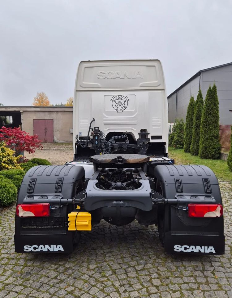 Scania R450 - Tractor unit: picture 5 Scania R450 - Tractor unit: picture 5