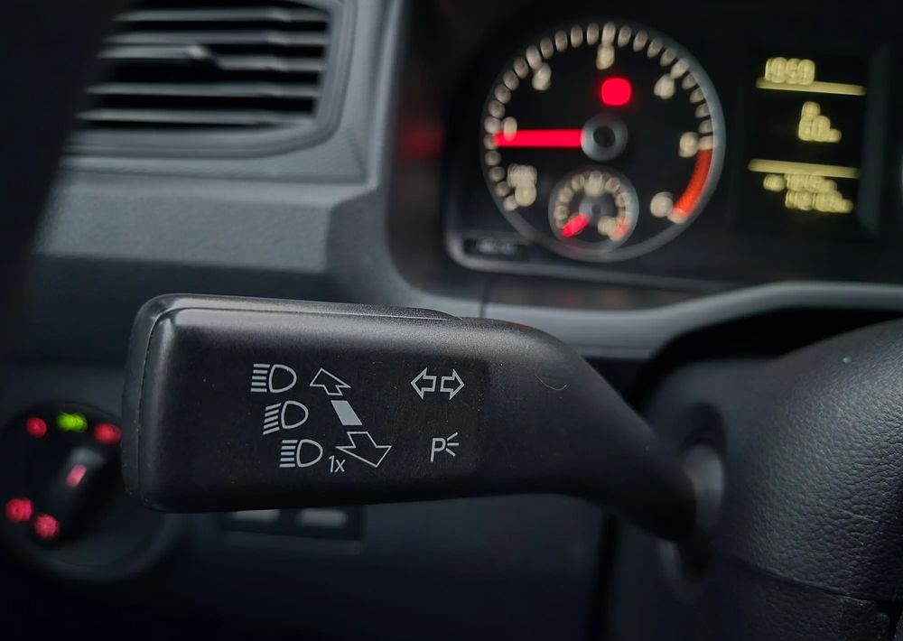 Small van Volkswagen Caddy Maxi: picture 18