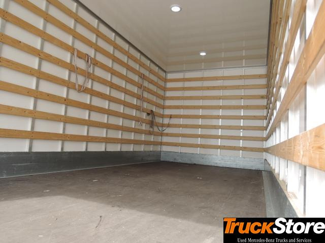 Mercedes-Benz Atego 1221 L - Box truck: picture 2 Mercedes-Benz Atego 1221 L - Box truck: picture 2