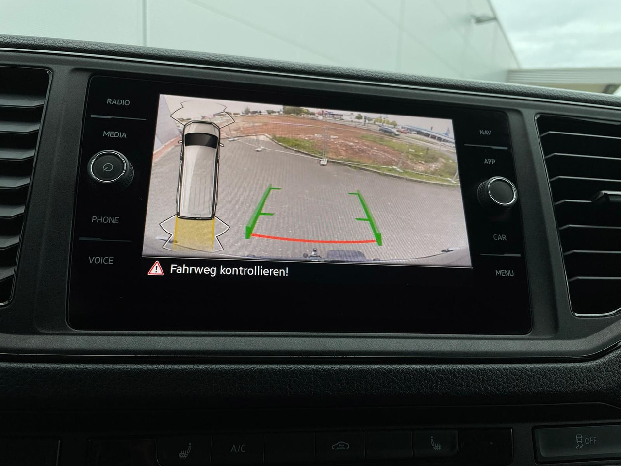 Panel van MAN TGE 3.160 L4H3 KASTEN TEMPOMAT AHK SITZHZ DAB: picture 23 Panel van MAN TGE 3.160 L4H3 KASTEN TEMPOMAT AHK SITZHZ DAB: picture 23