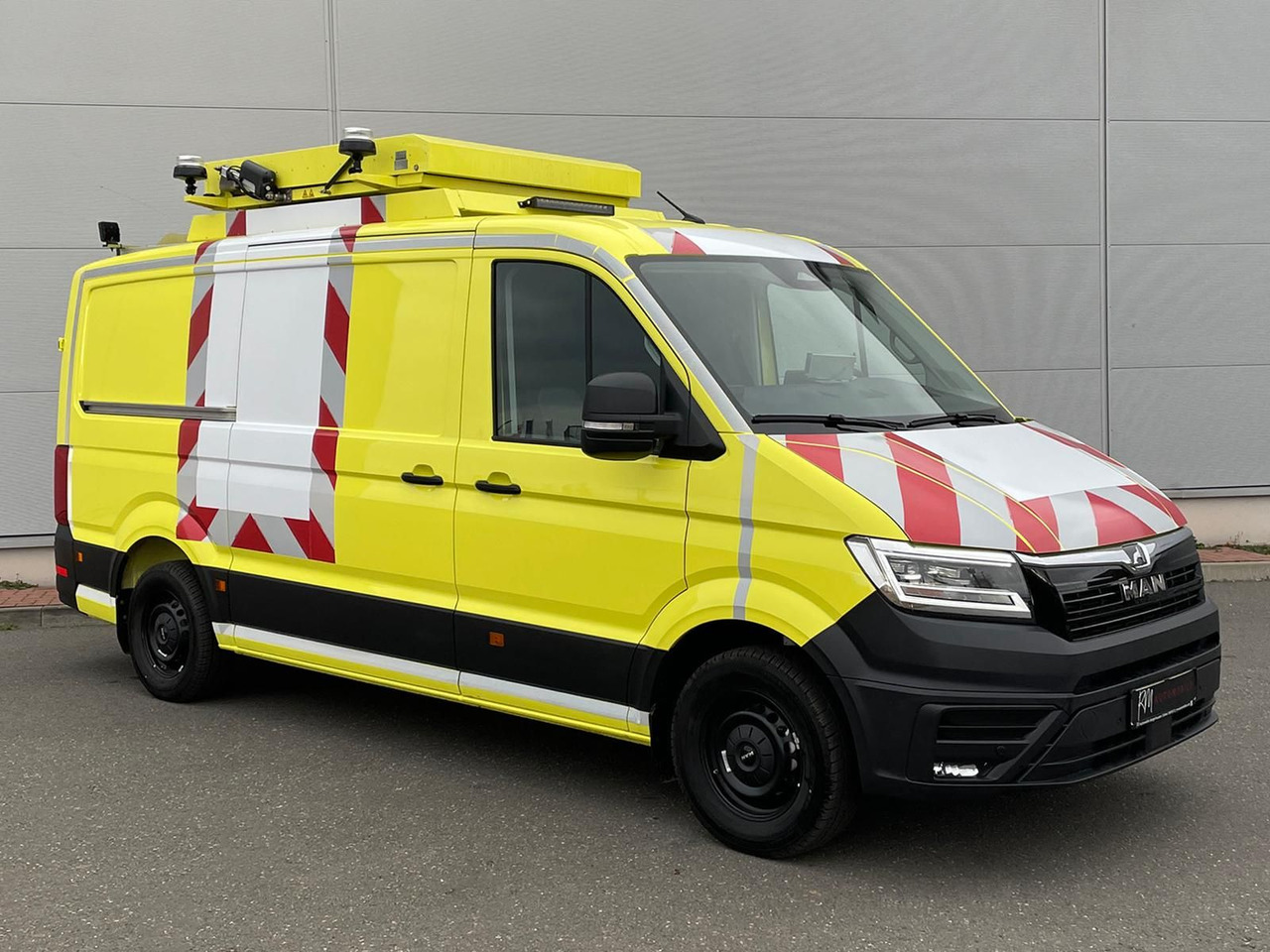 MAN TGE 3.180 L3H2 BF4 BEGLEITFAHRZEUG STANDHZ ACC - Panel van: picture 2 MAN TGE 3.180 L3H2 BF4 BEGLEITFAHRZEUG STANDHZ ACC - Panel van: picture 2