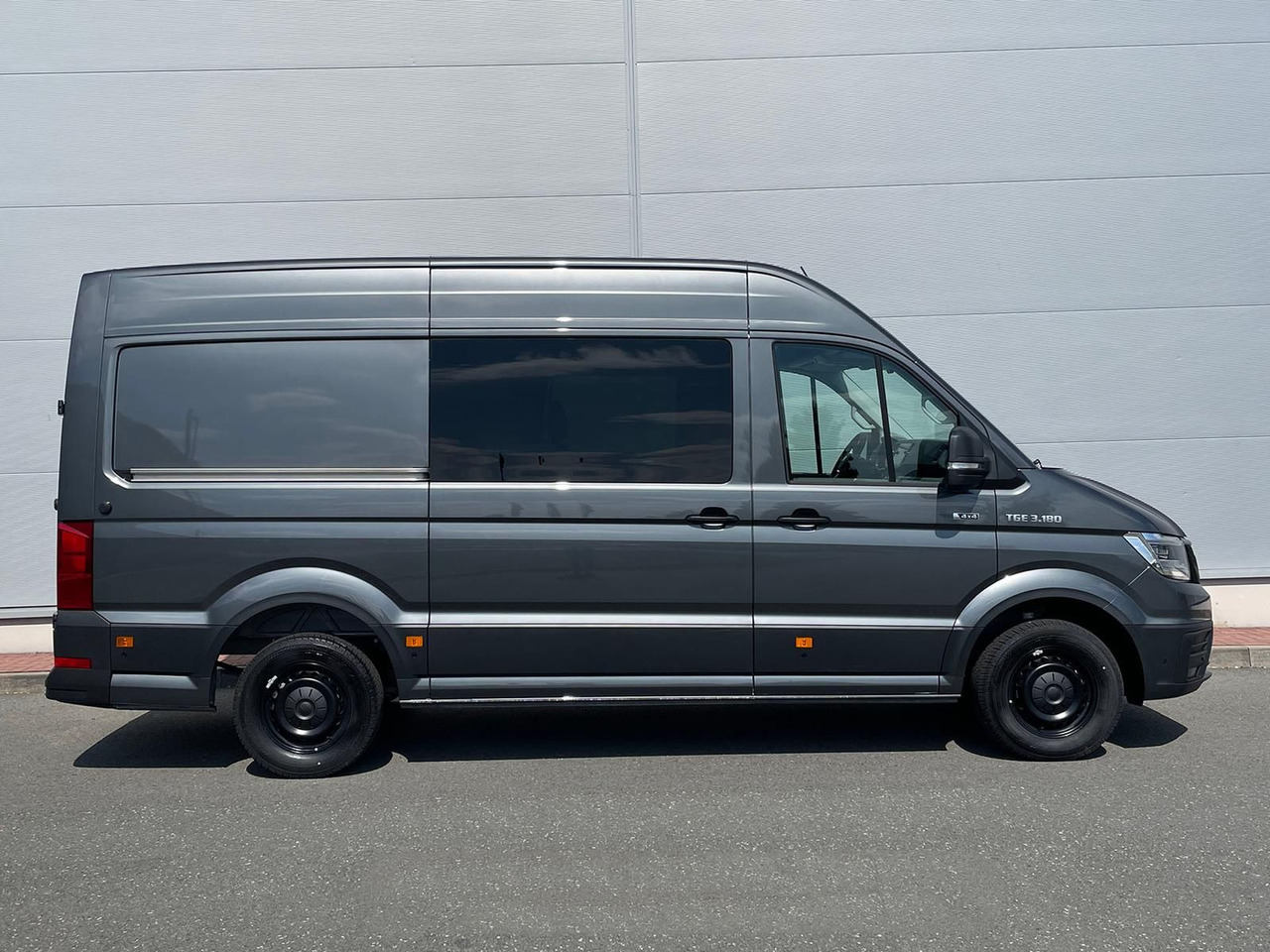 MAN TGE 3.180 L3H3 MIXTO 4x4 AUTOM DIFF AHK TEMP - Panel van, Combi van: picture 5 MAN TGE 3.180 L3H3 MIXTO 4x4 AUTOM DIFF AHK TEMP - Panel van, Combi van: picture 5