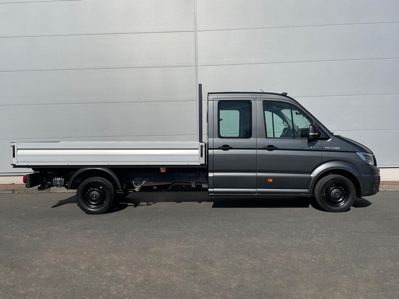 MAN TGE 3.180 Pritsche DOKA LR 4x4 ACC LED DIFF-SPER - Flatbed van, Combi van: picture 5 MAN TGE 3.180 Pritsche DOKA LR 4x4 ACC LED DIFF-SPER - Flatbed van, Combi van: picture 5