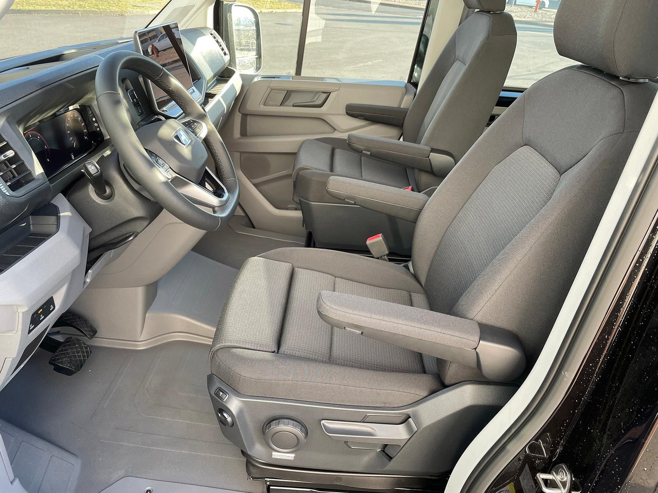 Tipper van, Combi van MAN TGE 3.180 Pritsche KIPPER DOKA LR 4x4 ACC LED: picture 17 Tipper van, Combi van MAN TGE 3.180 Pritsche KIPPER DOKA LR 4x4 ACC LED: picture 17