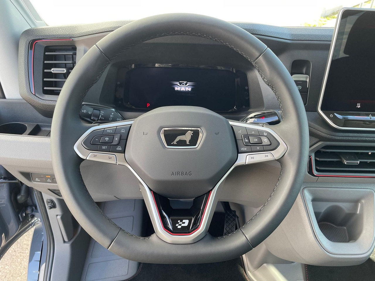 Car MAN TGE 3.200 L3H2 MIXTO 4x4 Individual S ACC STANDH: picture 13 Car MAN TGE 3.200 L3H2 MIXTO 4x4 Individual S ACC STANDH: picture 13