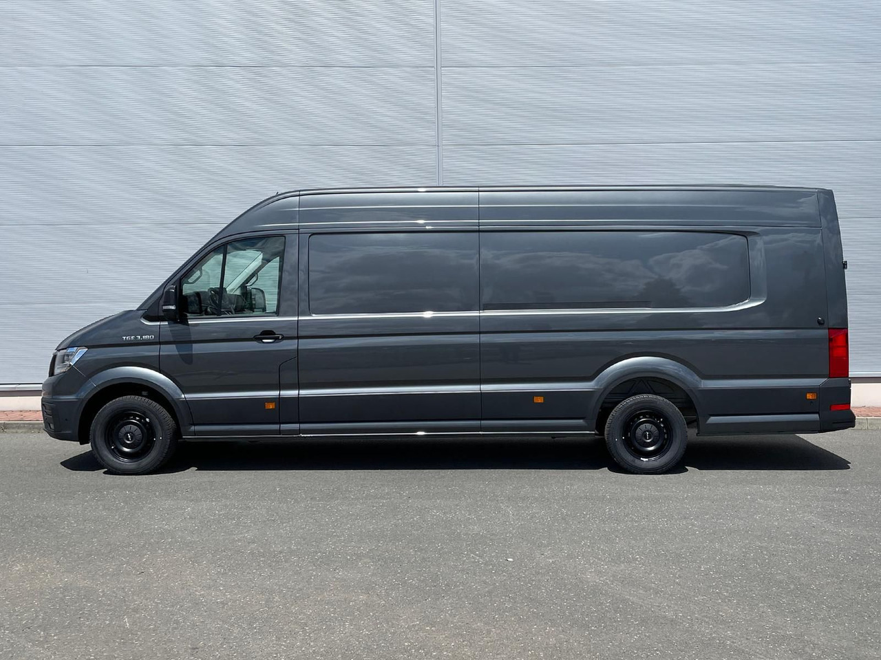 MAN TGE 3.180 L5H3 Kasten STANDHZ ACC LED SITZHZ - Van: picture 4 MAN TGE 3.180 L5H3 Kasten STANDHZ ACC LED SITZHZ - Van: picture 4