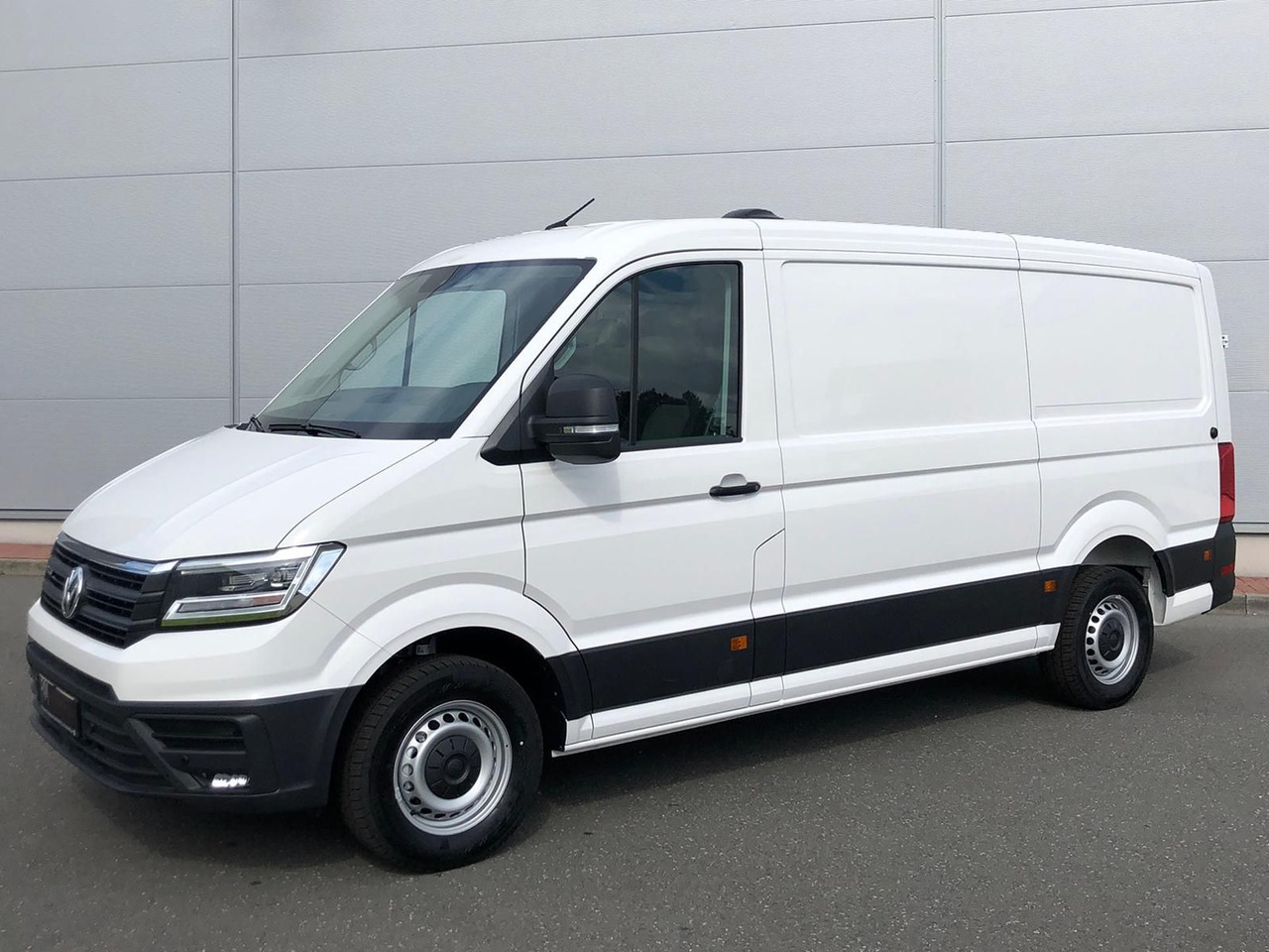 Volkswagen Crafter Kasten 35 L3H2 4MOTION LED PDC - Panel van: picture 1 Volkswagen Crafter Kasten 35 L3H2 4MOTION LED PDC - Panel van: picture 1