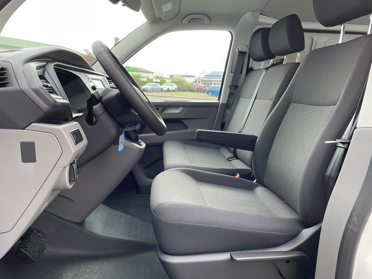 Panel van Volkswagen T6.1 Transporter Mixto lang 4M MFL LED TEMPOMAT: picture 20