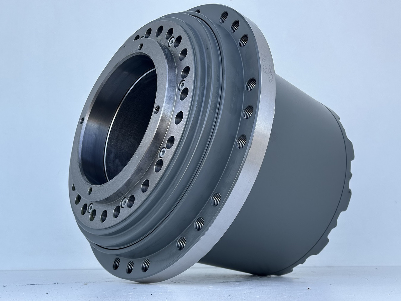 LIEBHERR Original Liebherr Fahrantrieb Typ:LPI0700 30S 0002 00 mit ID-Nr.12891035 – ID-Nr.12977341. R922-1487, R924-1677, R926 K-LC-1827, R926-1715. #12891035.545-01664# - Final drive for Crawler excavator: picture 5 LIEBHERR Original Liebherr Fahrantrieb Typ:LPI0700 30S 0002 00 mit ID-Nr.12891035 – ID-Nr.12977341. R922-1487, R924-1677, R926 K-LC-1827, R926-1715. #12891035.545-01664# - Final drive for Crawler excavator: picture 5