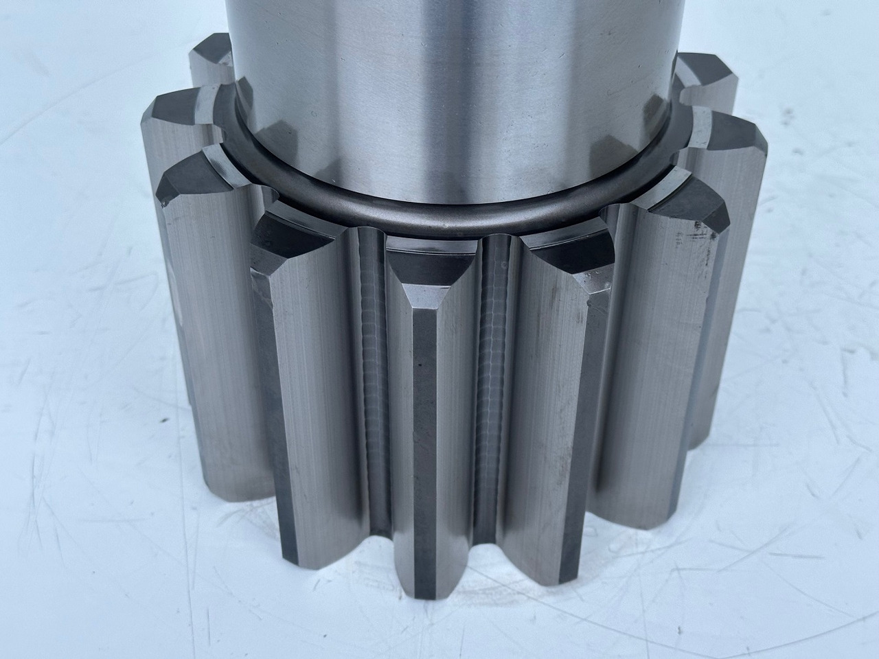 Liebherr Abtriebswelle ID-Nr.90205360. SAT375/276. R950, R956, R960, RZG956. #90205360.07.12# - Swing motor for Crawler excavator: picture 4 Liebherr Abtriebswelle ID-Nr.90205360. SAT375/276. R950, R956, R960, RZG956. #90205360.07.12# - Swing motor for Crawler excavator: picture 4