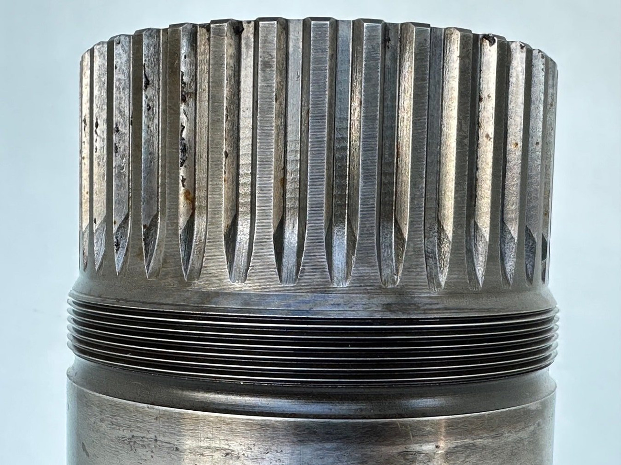 Swing motor for Crawler excavator Liebherr Abtriebswelle ID-Nr.90208977.  SAT325A296.  R934-1550, R938-1650,  R945-1866.   #90208977.12#: picture 14 Swing motor for Crawler excavator Liebherr Abtriebswelle ID-Nr.90208977.  SAT325A296.  R934-1550, R938-1650,  R945-1866.   #90208977.12#: picture 14