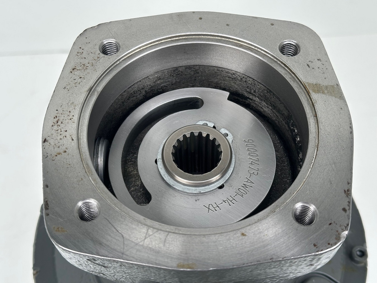 Liebherr Liebherr Drehwerkantrieb Typ:DAT200/1455 mit ID-Nr.13763178 - ID-Nr.13777972. #13763178.545-01216# - Swing motor for Crawler crane: picture 5 Liebherr Liebherr Drehwerkantrieb Typ:DAT200/1455 mit ID-Nr.13763178 - ID-Nr.13777972. #13763178.545-01216# - Swing motor for Crawler crane: picture 5