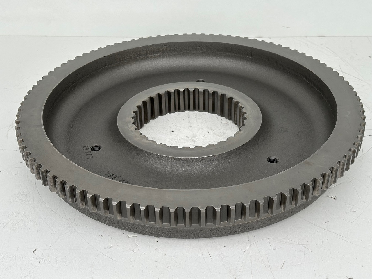 Liebherr Original Stützflansch ID-Nr.944427703. FAT500E502,FAT500E503,FAT500E517,FAT500E518,FAT500F522,FAT500F522,FAT500F528,FAT500F529.PR734,PR73605,PR7363,PR7364,PR736,RL44,RL46,RL463. #944427703.31 - Final drive for Bulldozer: picture 4 Liebherr Original Stützflansch ID-Nr.944427703. FAT500E502,FAT500E503,FAT500E517,FAT500E518,FAT500F522,FAT500F522,FAT500F528,FAT500F529.PR734,PR73605,PR7363,PR7364,PR736,RL44,RL46,RL463. #944427703.31 - Final drive for Bulldozer: picture 4