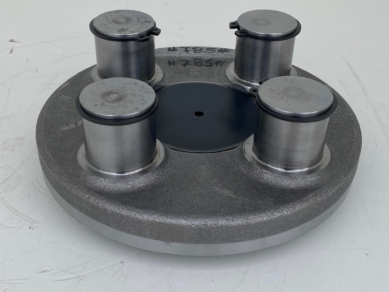 Liebherr Planetenträger ID-Nr.944306303 - ID-Nr.9443063. A924, A934, LH30, LH35. #PLANT785# - Undercarriage parts for Construction machinery: picture 1 Liebherr Planetenträger ID-Nr.944306303 - ID-Nr.9443063. A924, A934, LH30, LH35. #PLANT785# - Undercarriage parts for Construction machinery: picture 1