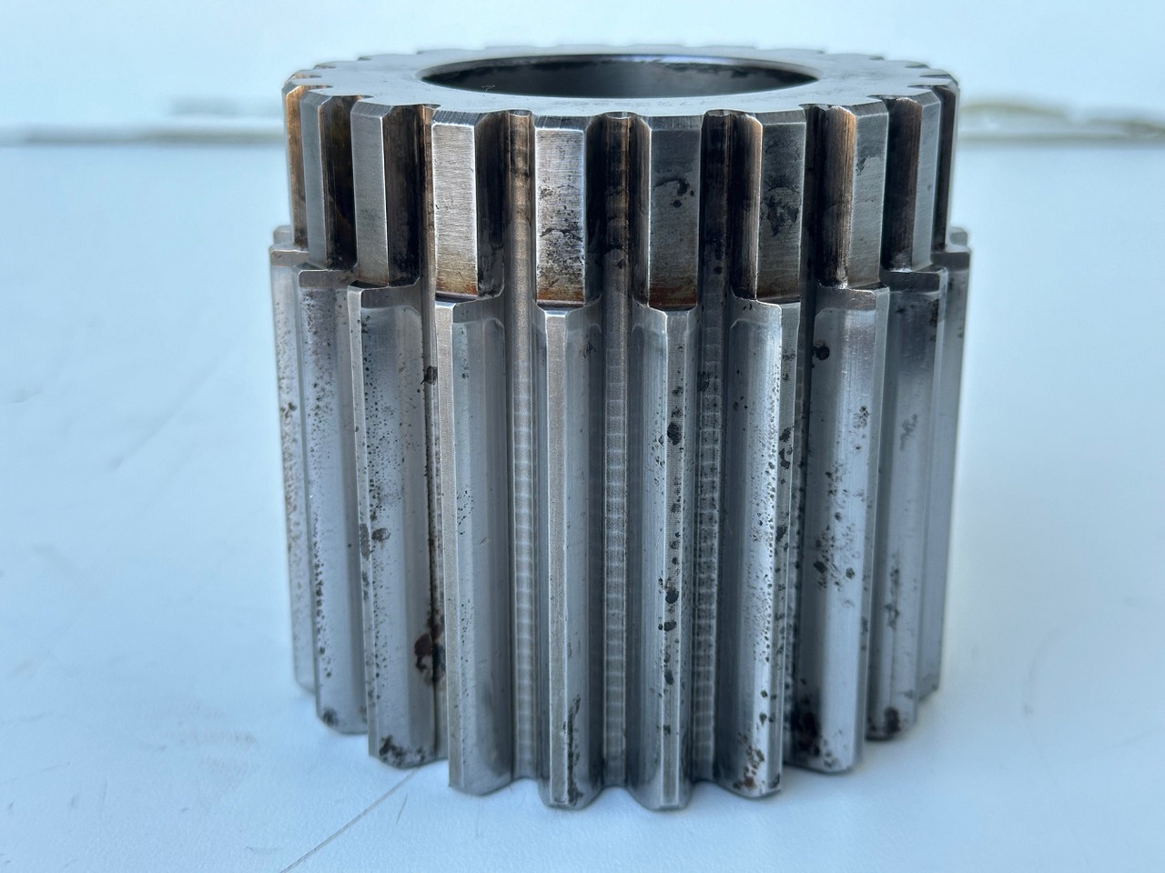 Liebherr Sonnenrad ID-Nr.90016258. FAT400P112,FAT400P130,FAT400P139,LOS1936,LOS926,R926,R928,R930,R934,R936,R938,R940,R944,R946,R950T. #90016258.06.08# - Final drive for Crawler excavator: picture 4 Liebherr Sonnenrad ID-Nr.90016258. FAT400P112,FAT400P130,FAT400P139,LOS1936,LOS926,R926,R928,R930,R934,R936,R938,R940,R944,R946,R950T. #90016258.06.08# - Final drive for Crawler excavator: picture 4