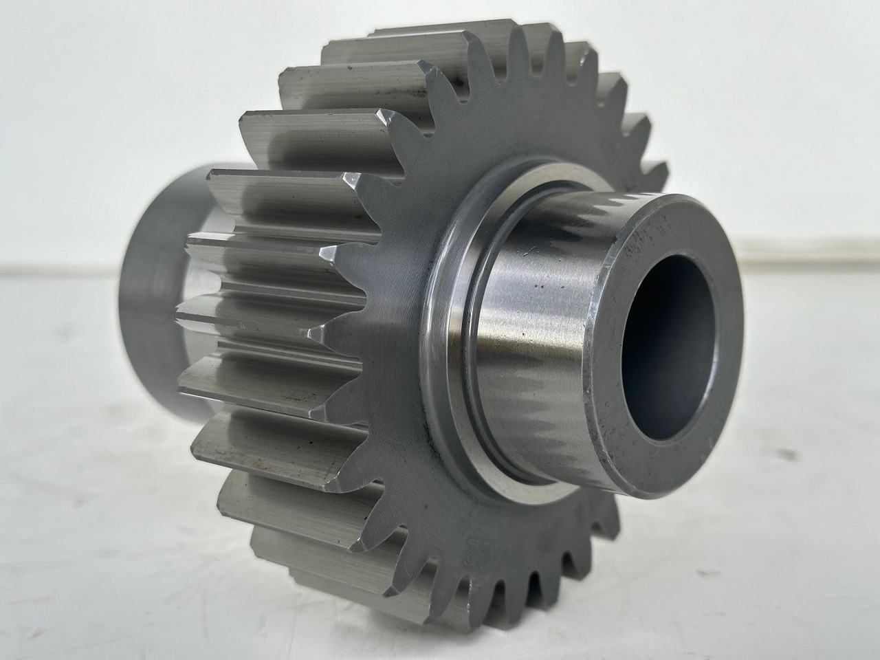 Gearbox for Construction machinery Liebherr Stirnrad ID-Nr.9080174. Pumpenverteilergetriebe Typ:PVG351 B 382. A944, E934, EP934, EP944, ER934, ER944, LOS934, P944, R944. #9080174.01#: picture 8 Gearbox for Construction machinery Liebherr Stirnrad ID-Nr.9080174. Pumpenverteilergetriebe Typ:PVG351 B 382. A944, E934, EP934, EP944, ER934, ER944, LOS934, P944, R944. #9080174.01#: picture 8