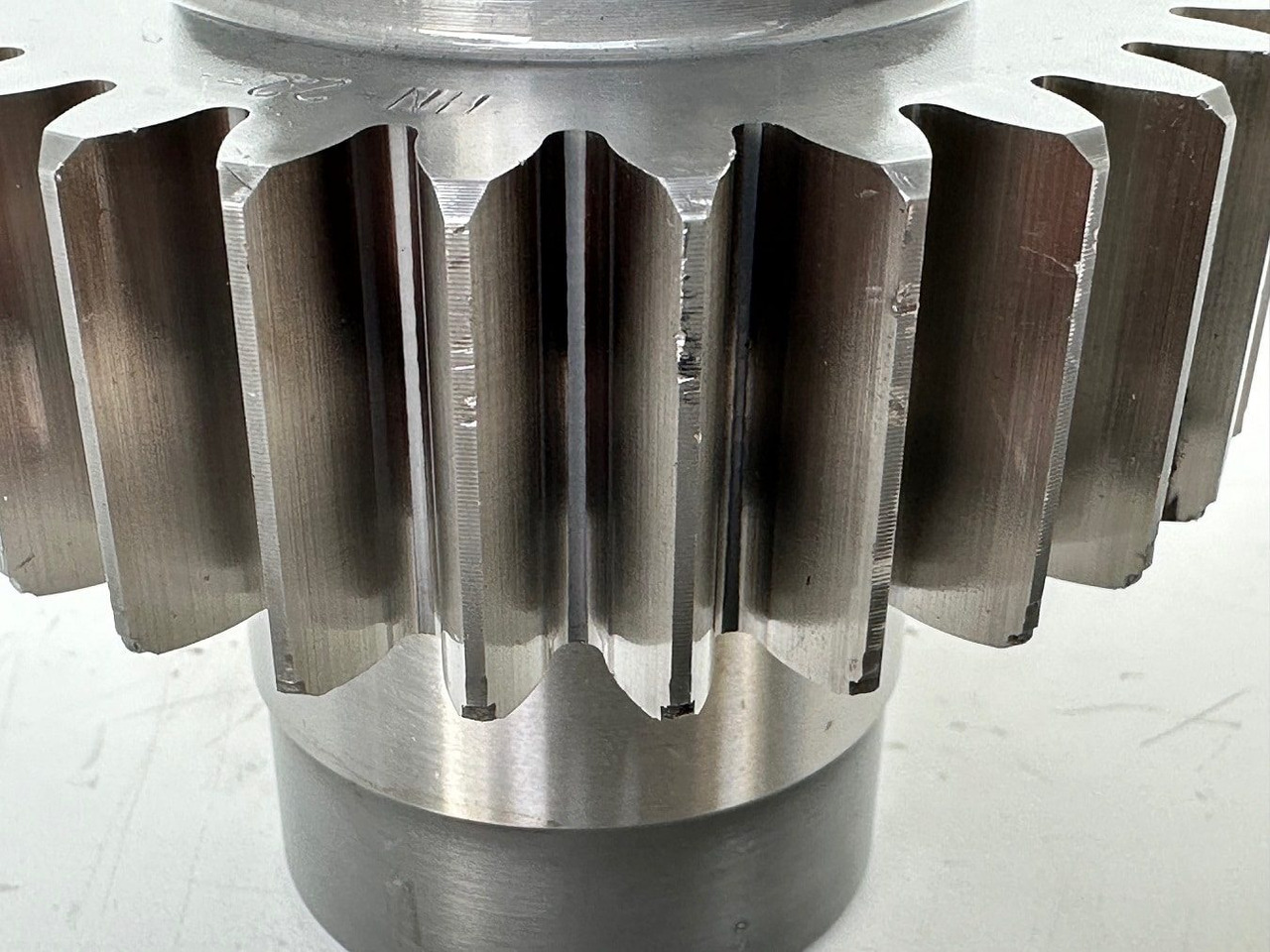 Gearbox for Construction machinery Liebherr Stirnrad ID-Nr.9080174. Pumpenverteilergetriebe Typ:PVG351 B 382. A944, E934, EP934, EP944, ER934, ER944, LOS934, P944, R944. #9080174.01#: picture 13 Gearbox for Construction machinery Liebherr Stirnrad ID-Nr.9080174. Pumpenverteilergetriebe Typ:PVG351 B 382. A944, E934, EP934, EP944, ER934, ER944, LOS934, P944, R944. #9080174.01#: picture 13