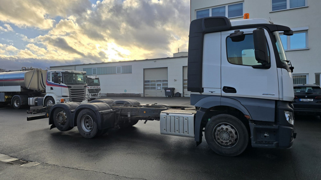 Mercedes Benz Actros 2642  Fahrgestell ohne Aufbau (Nr. 5800) - Cab chassis truck: picture 1 Mercedes Benz Actros 2642  Fahrgestell ohne Aufbau (Nr. 5800) - Cab chassis truck: picture 1