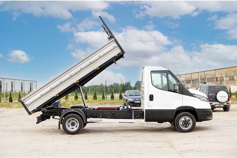 Iveco Daily 50C18 - Tipper van: picture 2 Iveco Daily 50C18 - Tipper van: picture 2