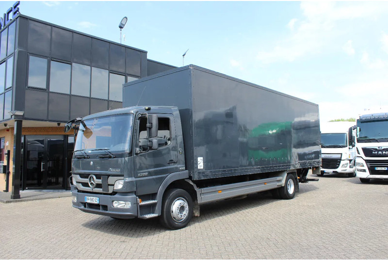 Mercedes-Benz Atego 1318 * EURO5 * 4X2 * MANUAL * - Box truck: picture 1 Mercedes-Benz Atego 1318 * EURO5 * 4X2 * MANUAL * - Box truck: picture 1