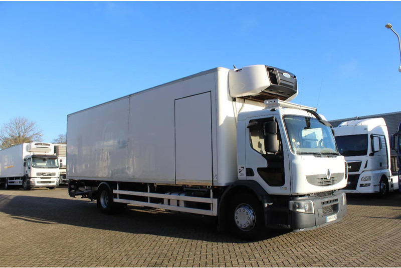 Renault Midlum 270 * EURO5 * 4X2 * CARRIER SUPRA 950 MT * - Refrigerator truck: picture 4 Renault Midlum 270 * EURO5 * 4X2 * CARRIER SUPRA 950 MT * - Refrigerator truck: picture 4