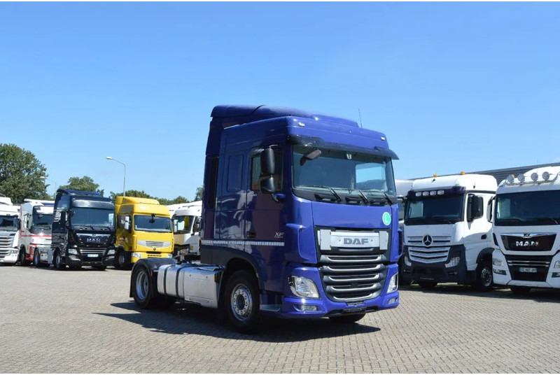 DAF XF 106.440 * EURO6 * 2 TANK * 1200L * 2 BED * - Tractor unit: picture 5 DAF XF 106.440 * EURO6 * 2 TANK * 1200L * 2 BED * - Tractor unit: picture 5