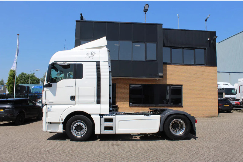 MAN TGX 18.500 * RETARDER * 4X2 * FULL SPOILER * - Tractor unit: picture 2 MAN TGX 18.500 * RETARDER * 4X2 * FULL SPOILER * - Tractor unit: picture 2