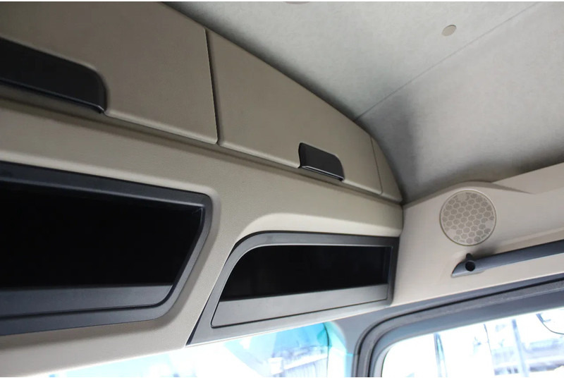 Tractor unit Mercedes-Benz Actros 1845 * EURO6 * 4X2 *: picture 16