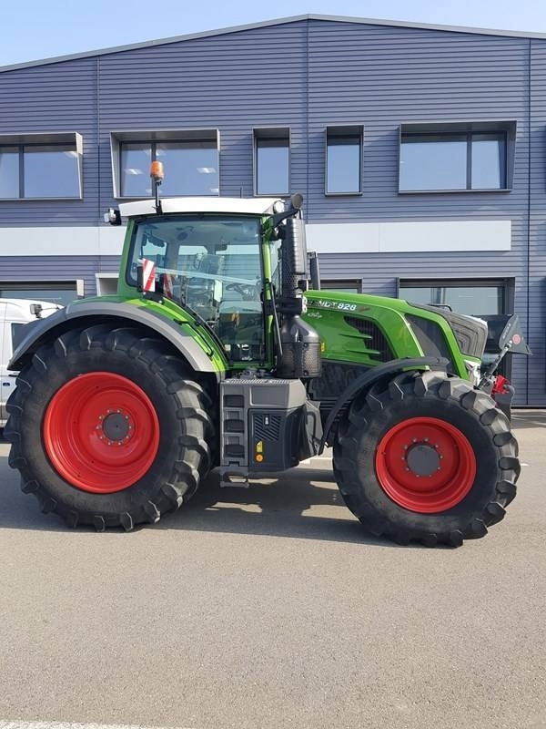 Fendt 828 Vario Profi Plus - Farm tractor: picture 4 Fendt 828 Vario Profi Plus - Farm tractor: picture 4