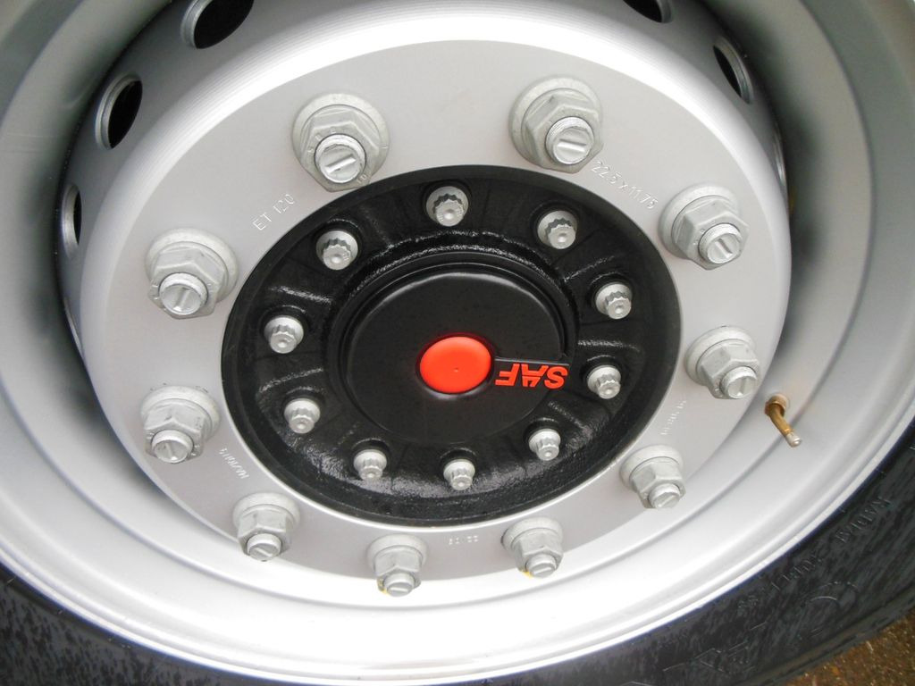 Curtainsider semi-trailer Kögel SN 24, LIFT ACHSE, SAF, AM LAGER - SOFORT: picture 6 Curtainsider semi-trailer Kögel SN 24, LIFT ACHSE, SAF, AM LAGER - SOFORT: picture 6