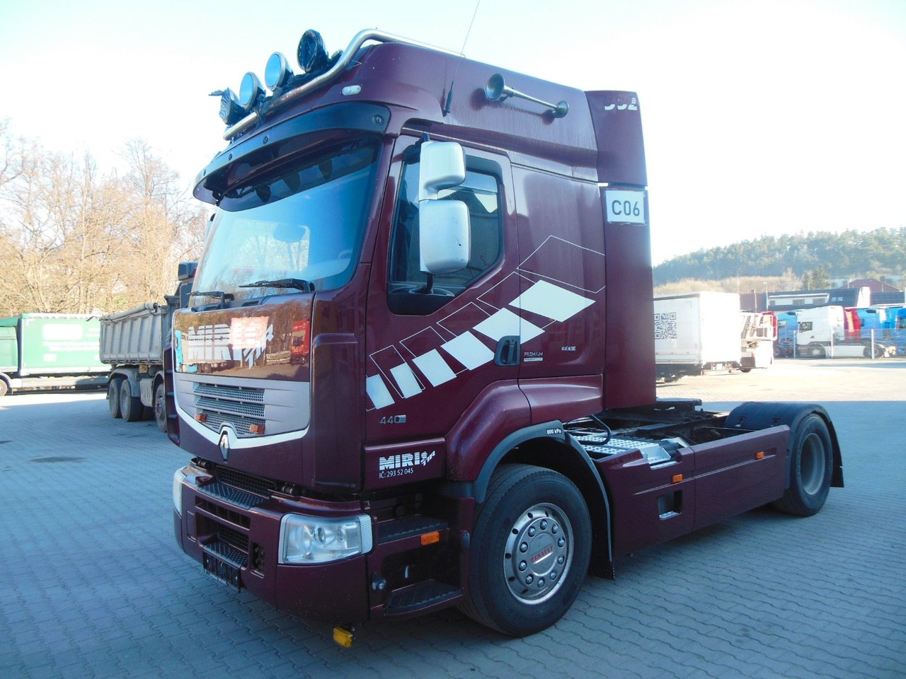 Renault PREMIUM 440.19 DXi - Tractor unit: picture 1 Renault PREMIUM 440.19 DXi - Tractor unit: picture 1