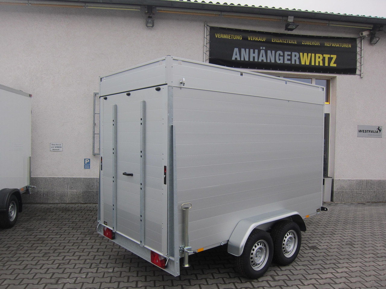 ALUBOXX Deckelanhänger GTT 2500 VT4 301x151x188cm Heckrampe (M) 2500kg order online Aktion - Closed box trailer: picture 4 ALUBOXX Deckelanhänger GTT 2500 VT4 301x151x188cm Heckrampe (M) 2500kg order online Aktion - Closed box trailer: picture 4