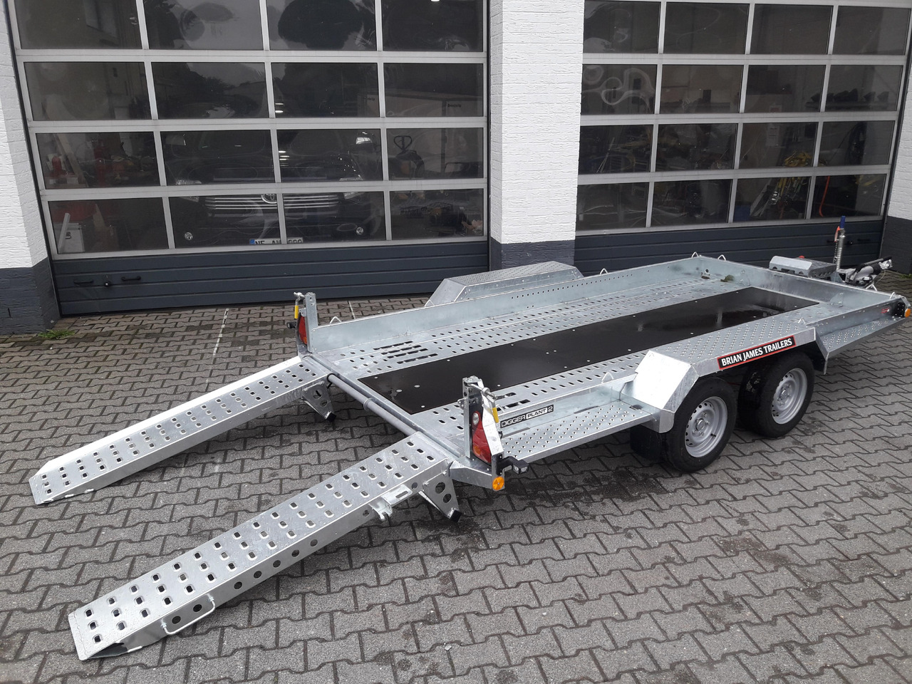 Brian James Digger Plant 543-3717-35-2 370x170cm 3500kg Rampen Reserverad 2736kg Nutzlast Aktion 24 - Plant trailer: picture 2 Brian James Digger Plant 543-3717-35-2 370x170cm 3500kg Rampen Reserverad 2736kg Nutzlast Aktion 24 - Plant trailer: picture 2