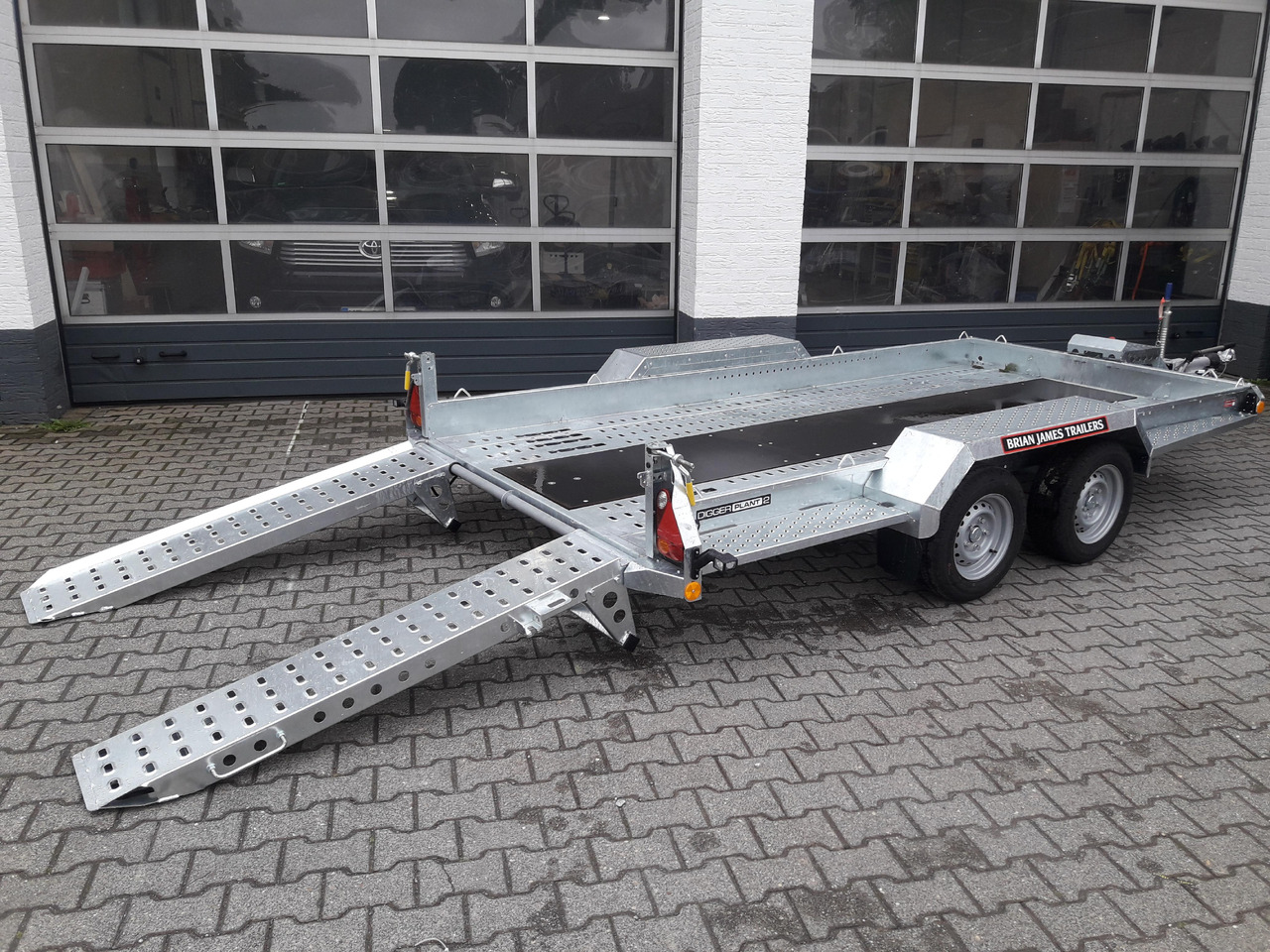 Brian James Digger Plant 543-3717-35-2 370x170cm 3500kg Rampen Reserverad 2736kg Nutzlast Aktion 24 - Plant trailer: picture 1 Brian James Digger Plant 543-3717-35-2 370x170cm 3500kg Rampen Reserverad 2736kg Nutzlast Aktion 24 - Plant trailer: picture 1