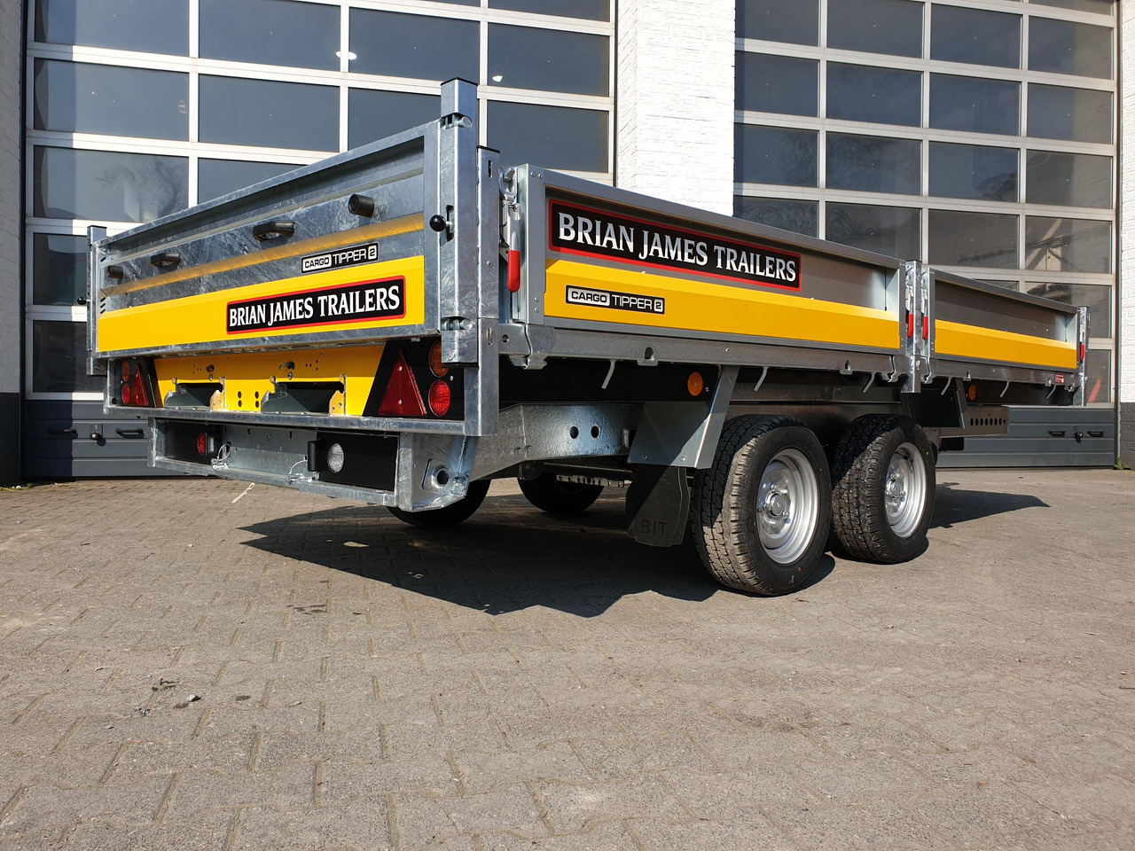 Brian James Trailer CarGO Tipper 2 elektrisch 360x195x30cm Pendelklappe Tandem niedrig 12" 3500kg os - Tipper trailer: picture 4 Brian James Trailer CarGO Tipper 2 elektrisch 360x195x30cm Pendelklappe Tandem niedrig 12" 3500kg os - Tipper trailer: picture 4