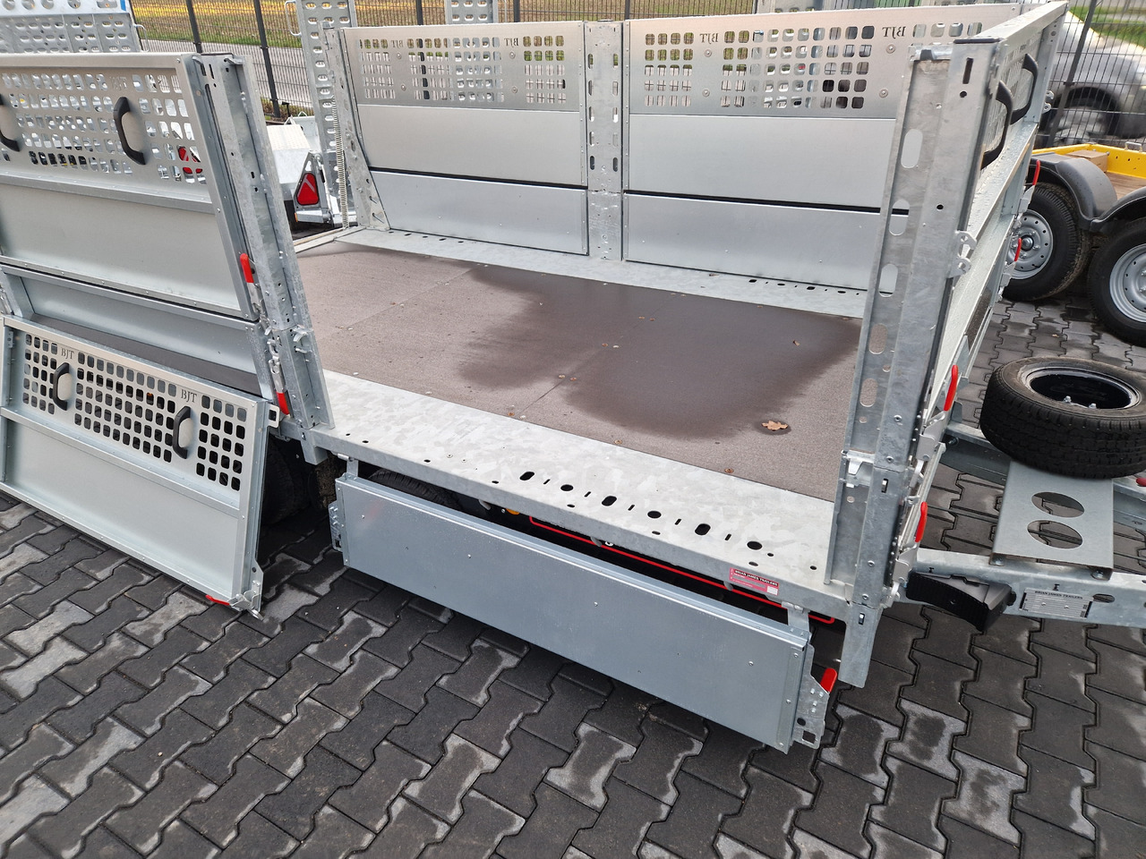 Dropside/ Flatbed trailer Brian James Trailer Connect 310x188cm black Premium Greenkeeper Alufelgen Tandem 10" 3000kg: picture 6