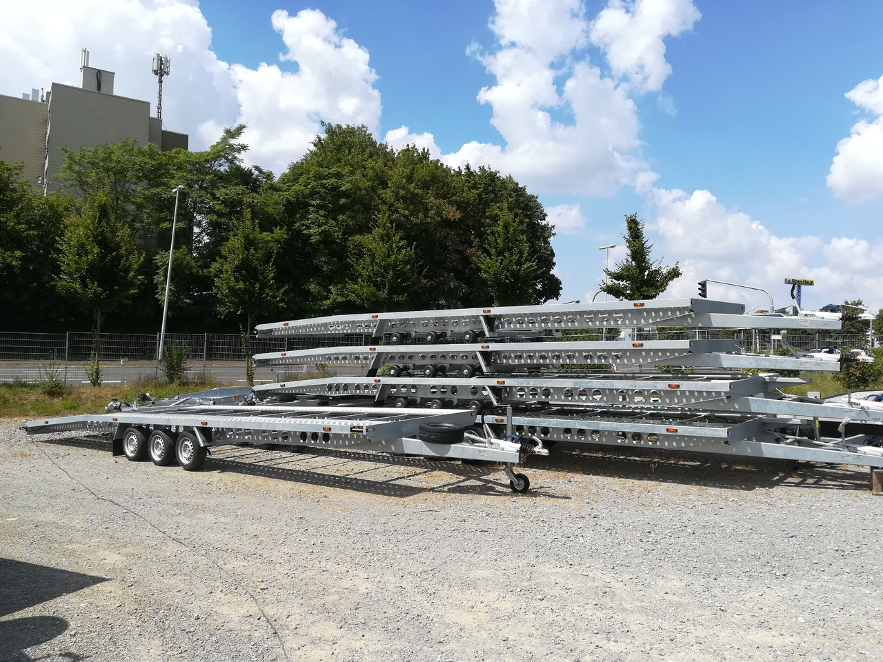 Autotransporter trailer Cartrailer 3500 easyload knicklader 855x205cm Tridem 14" 3500kg für 2 PKW Modell 21: picture 8