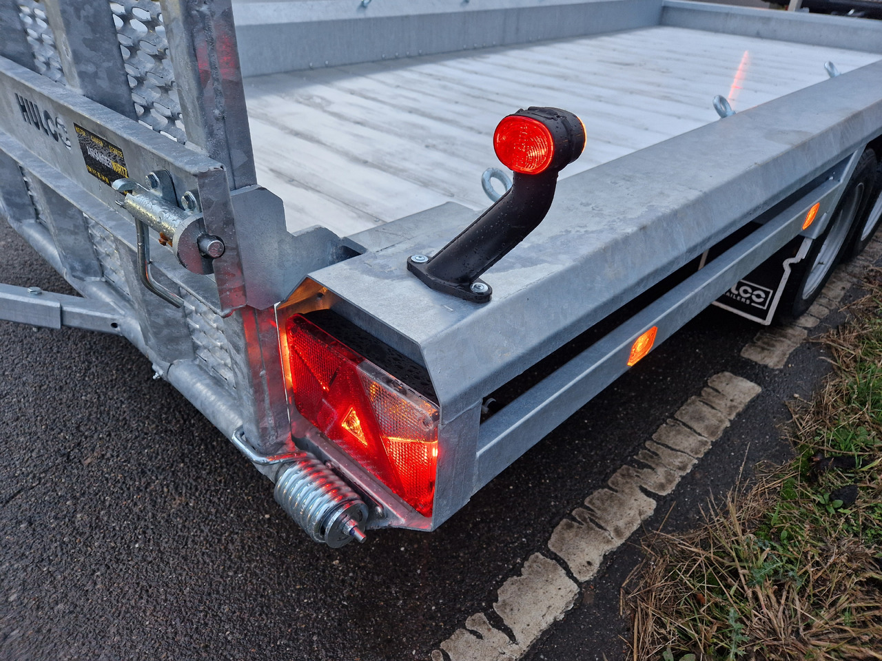 Plant trailer HULCO TERRAX Aluboden 469x195x27cm Heckrampe 150cm Tridem 3500kg (XXL): picture 8 Plant trailer HULCO TERRAX Aluboden 469x195x27cm Heckrampe 150cm Tridem 3500kg (XXL): picture 8