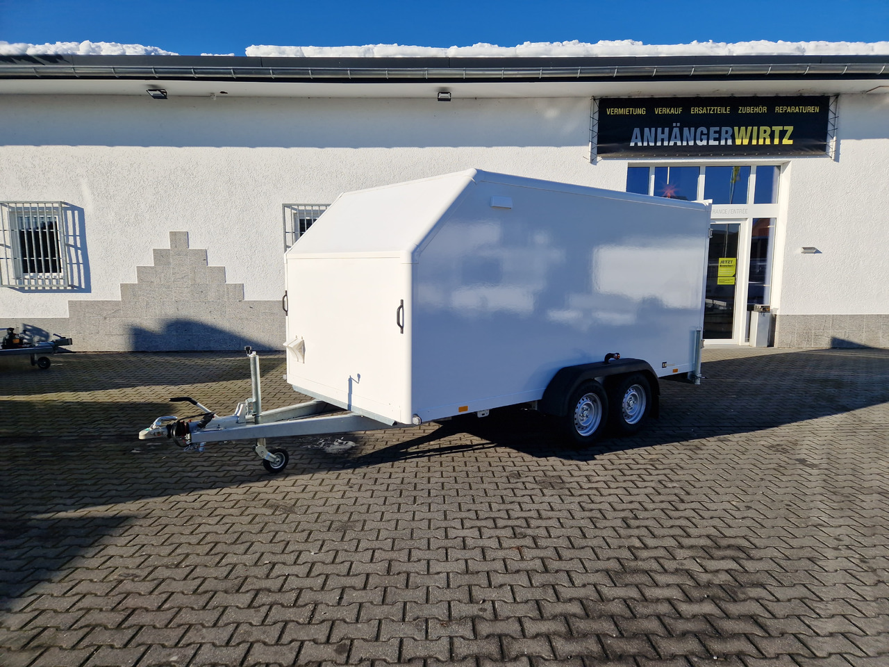 Kargo FS2740/180HTL 405x200x180cm GFK Zurrsystem 100km/H (XL) 2700kg - Closed box trailer: picture 1 Kargo FS2740/180HTL 405x200x180cm GFK Zurrsystem 100km/H (XL) 2700kg - Closed box trailer: picture 1