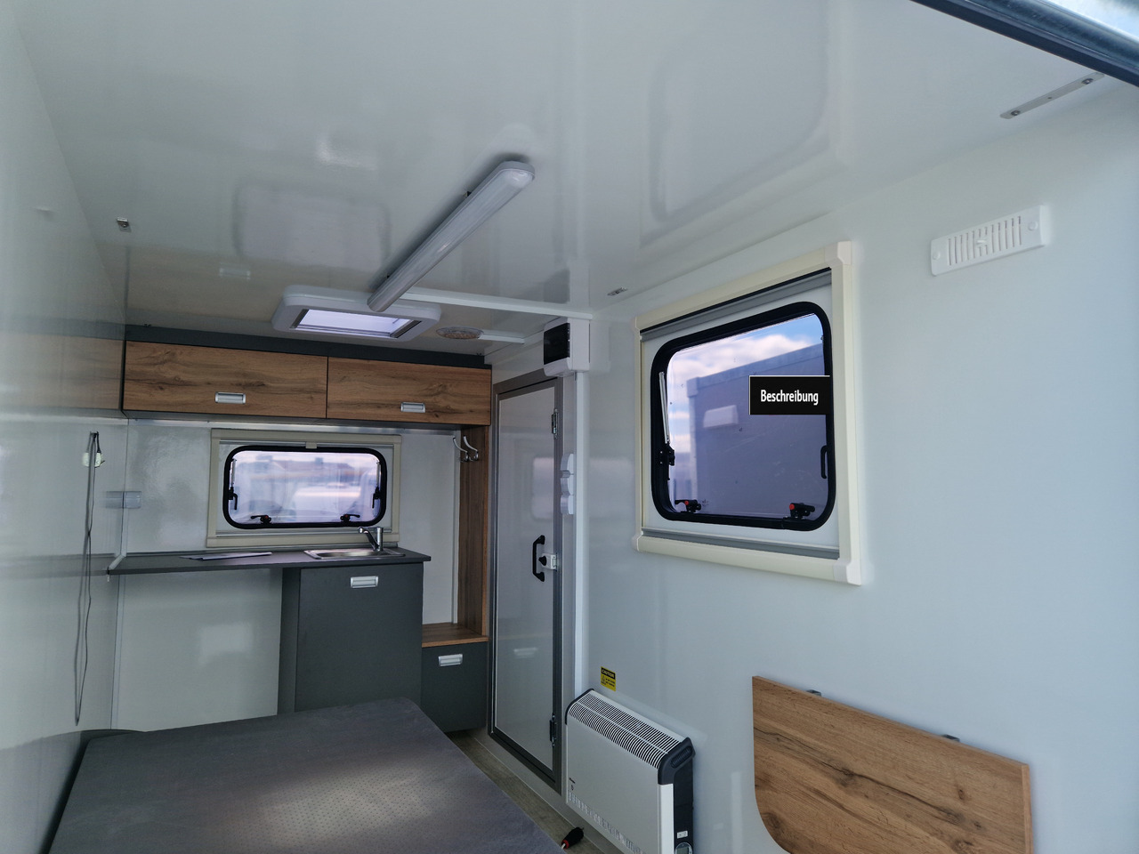 Koffer Camp TFS ST 320.01 320x150x180cm Premium Rampe Seitentür Fenster Bett 1300kg 100km/H - Caravan: picture 5 Koffer Camp TFS ST 320.01 320x150x180cm Premium Rampe Seitentür Fenster Bett 1300kg 100km/H - Caravan: picture 5