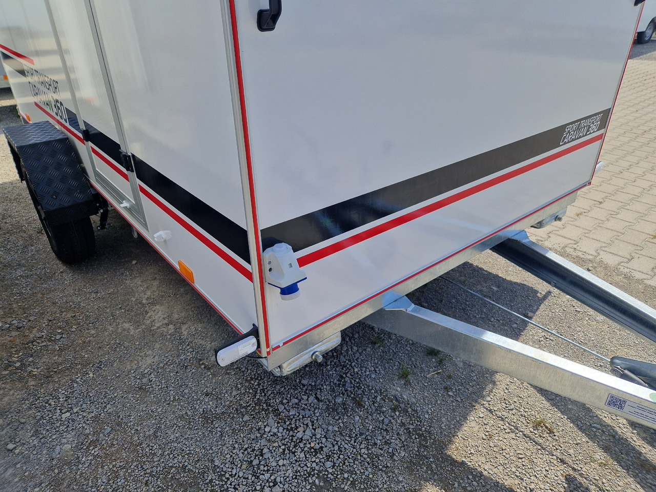 Koffer Camp TFS ST 360.01 360x180x190cm Premium Heckrampe Fenster Bett 1500kg 100km/H - Car trailer: picture 2 Koffer Camp TFS ST 360.01 360x180x190cm Premium Heckrampe Fenster Bett 1500kg 100km/H - Car trailer: picture 2