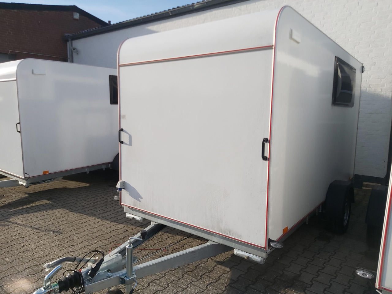 Koffer Sport Camp TFS 360.00 360x180x190cm aero Seitentür 2 Fenster+ DL IL 230V 1300kg 100km/H - Caravan: picture 1 Koffer Sport Camp TFS 360.00 360x180x190cm aero Seitentür 2 Fenster+ DL IL 230V 1300kg 100km/H - Caravan: picture 1