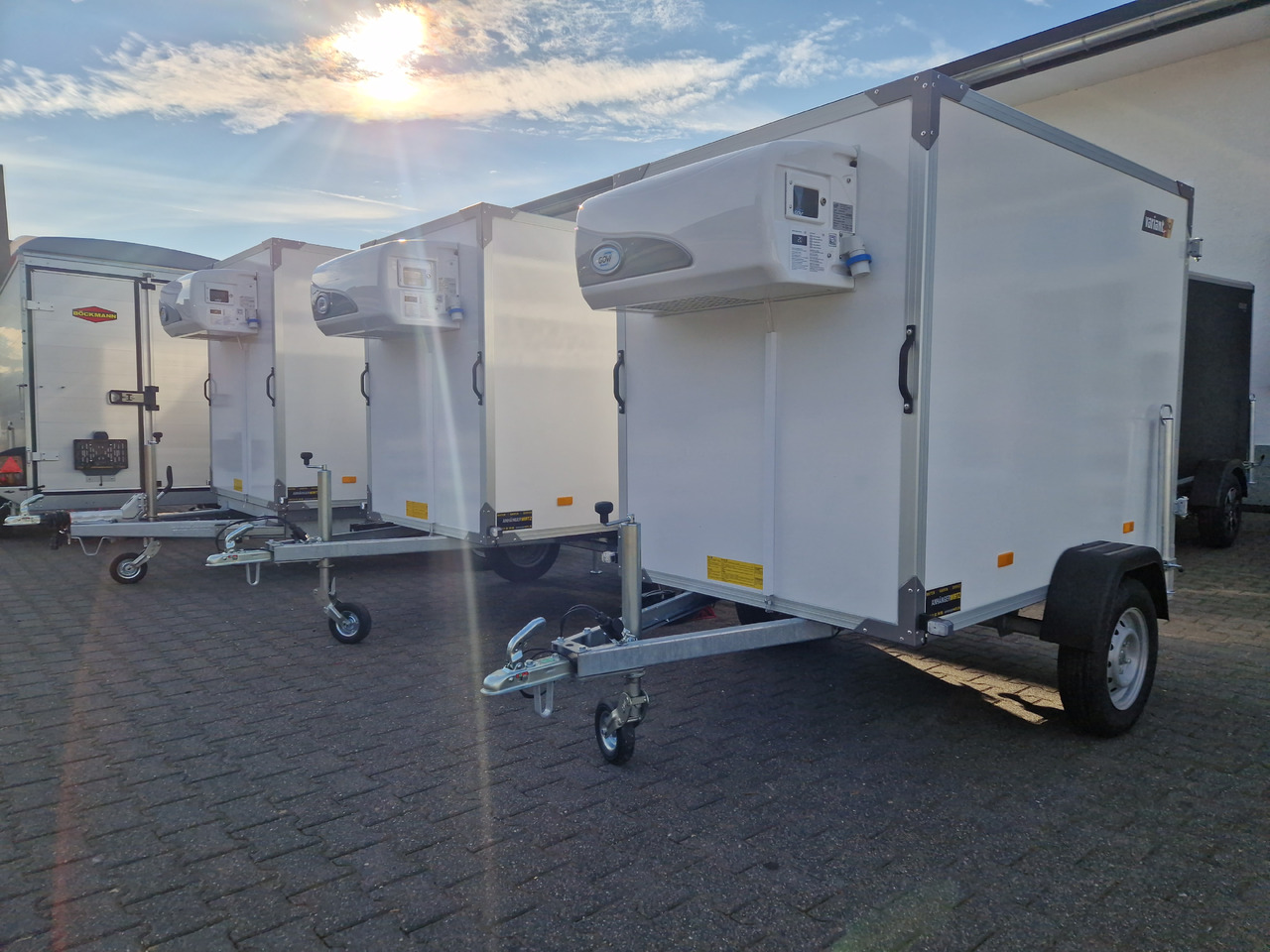 Kühlanhänger 752 DK2 Classic 199x124x150cm XPS Govi Kühlung 750kg ungebremst - Refrigerator trailer: picture 3 Kühlanhänger 752 DK2 Classic 199x124x150cm XPS Govi Kühlung 750kg ungebremst - Refrigerator trailer: picture 3