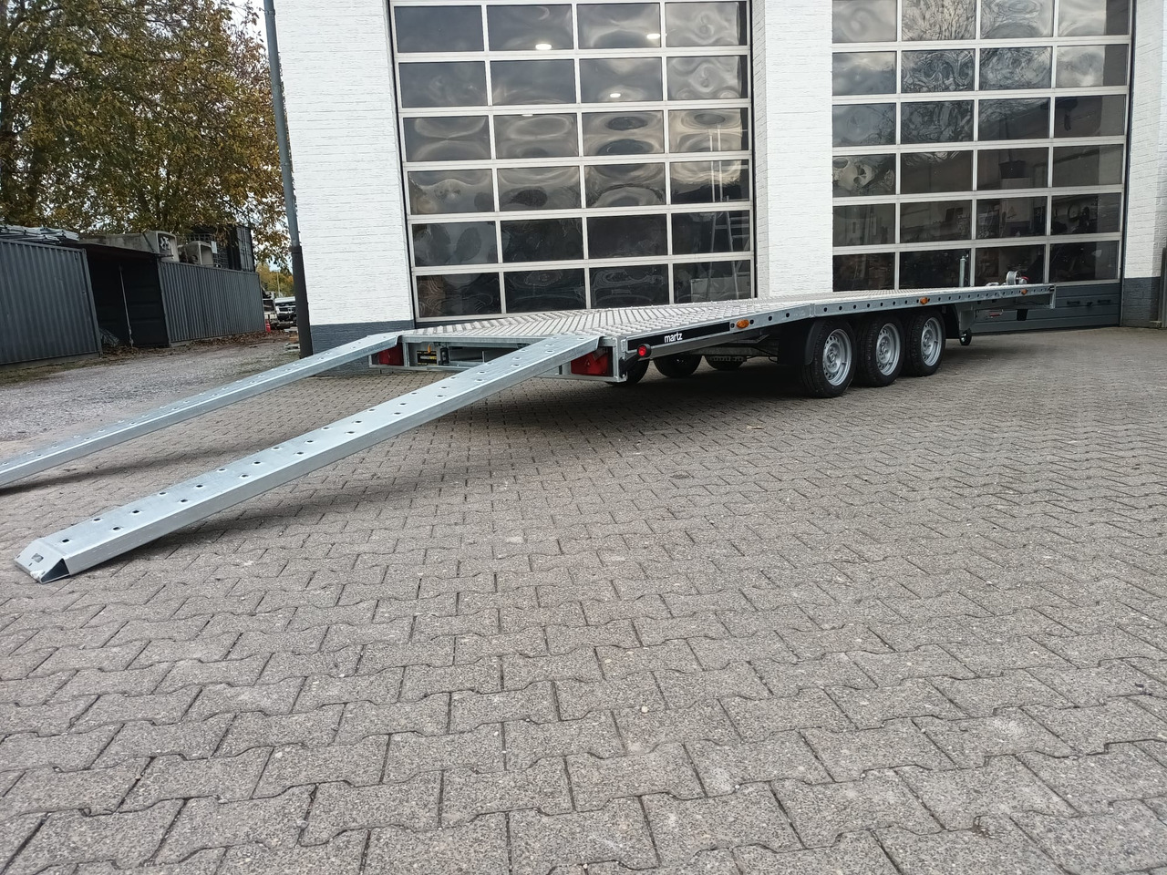 Martz GT UNIDECK PLUS 600/3 S 615x205cm Lohr Stahl & Aluboden Tridem 13" 3500kg - Dropside/ Flatbed trailer: picture 4 Martz GT UNIDECK PLUS 600/3 S 615x205cm Lohr Stahl & Aluboden Tridem 13" 3500kg - Dropside/ Flatbed trailer: picture 4