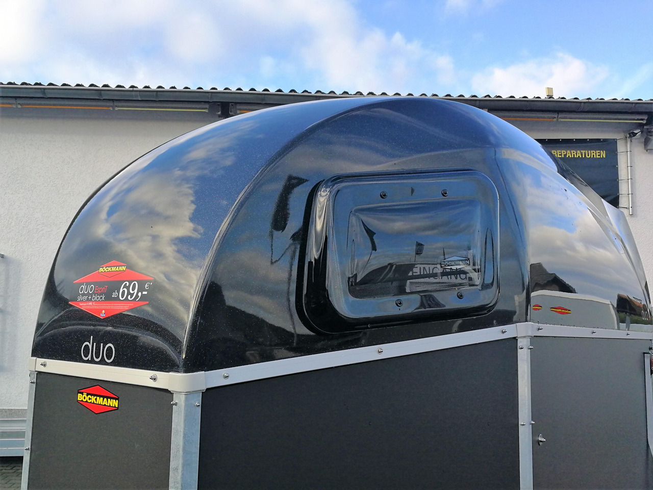 Pferdeanhänger Böckmann DUO Esprit silver black Haube schwarz 2400kg Modell 2024 - Horse trailer: picture 4 Pferdeanhänger Böckmann DUO Esprit silver black Haube schwarz 2400kg Modell 2024 - Horse trailer: picture 4