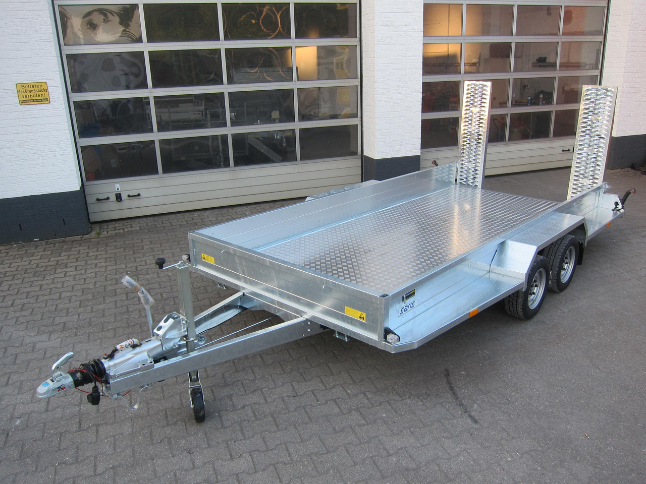 Saris Magnum MAXX 3500 406x182x30cm Rampen ForceOne Aluboden 3500kg Aktion - Plant trailer: picture 1 Saris Magnum MAXX 3500 406x182x30cm Rampen ForceOne Aluboden 3500kg Aktion - Plant trailer: picture 1