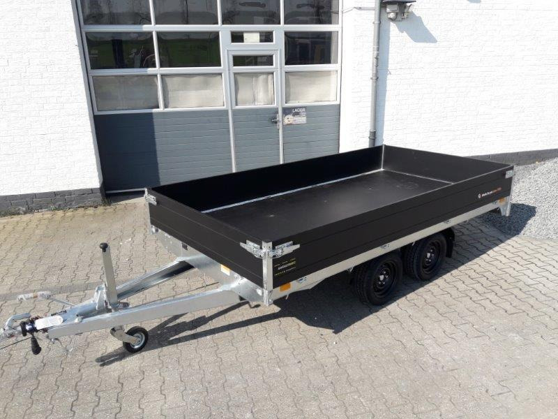 Saris PL356 184 2700 2 356x184x35cm black Edition LED Beleuchtung VAS 13" (L) 2700kg - Dropside/ Flatbed trailer: picture 1 Saris PL356 184 2700 2 356x184x35cm black Edition LED Beleuchtung VAS 13" (L) 2700kg - Dropside/ Flatbed trailer: picture 1